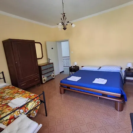 Casa Vitiolo - Parte Grande Lägenhet Montemaggio