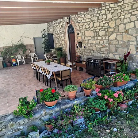 Casa Vitiolo - Right Section Montemaggio