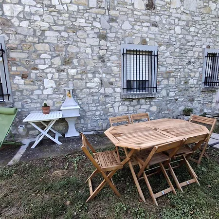 Casa Vitiolo - Right Section * Montemaggio