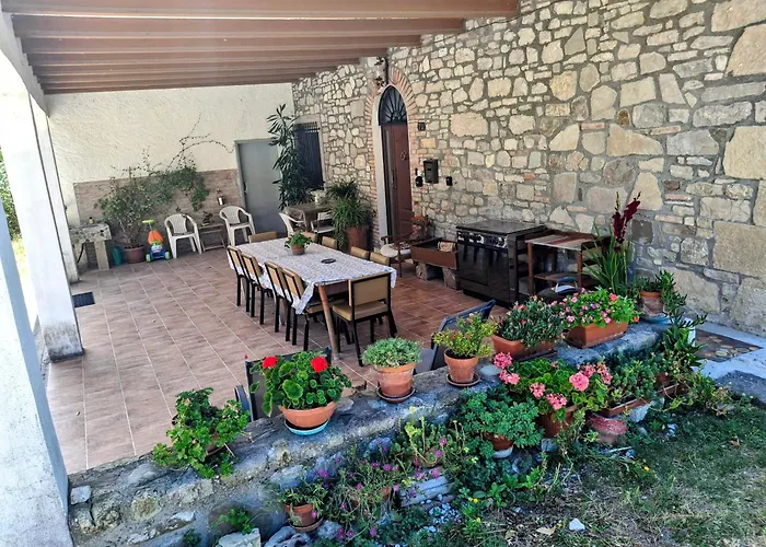 Casa Vitiolo - Right Section Montemaggio